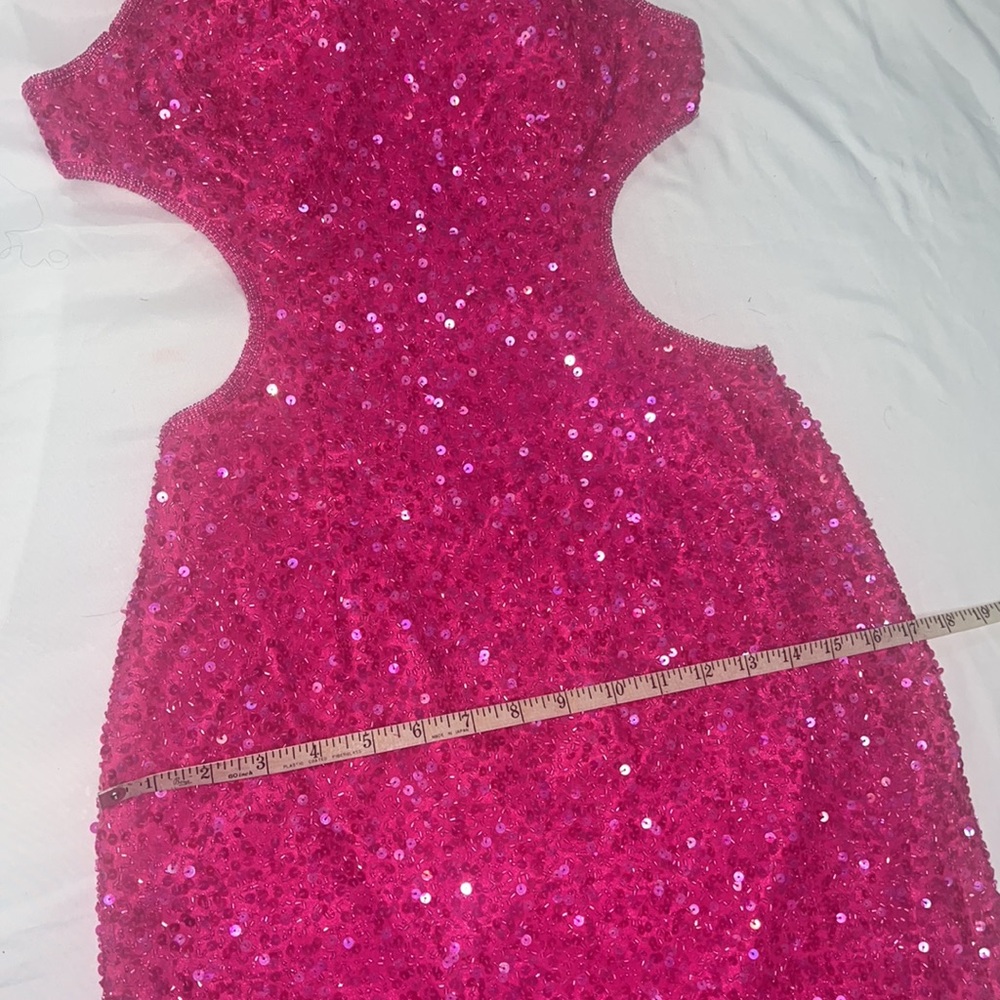 SCALA Vintage 1980’s Hot Pink Silk Sequin Beaded Backless Gown, size small - Picture 11 of 13